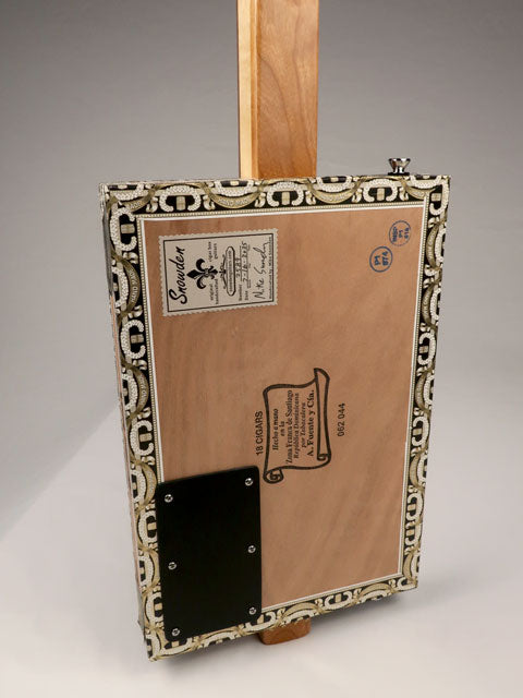 Queen B 4 String Cigar Box Guitar CBG #2589